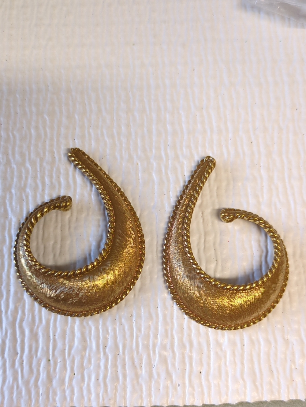 ☀️Coro Vintage 1960's Slip-Ease Earrings